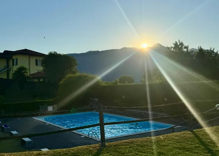 Apartament Casa Lagobello, Piscina E Relax Sul Maggiore
