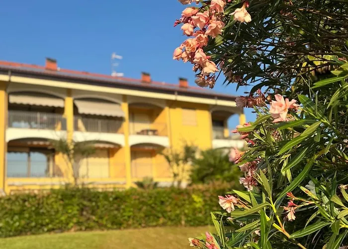Casa Lagobello, Piscina E Relax Sul Maggiore Apartament *