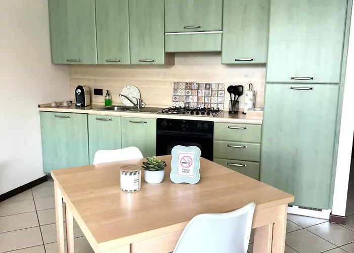 Casa Lagobello, Piscina E Relax Sul Maggiore Apartament *