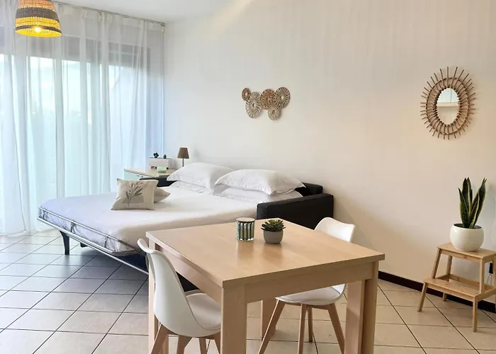 Apartament Casa Lagobello, Piscina E Relax Sul Maggiore